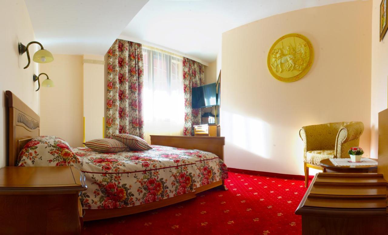Boutique Hotel Vsk Kentavar Drjanowo Exterior foto