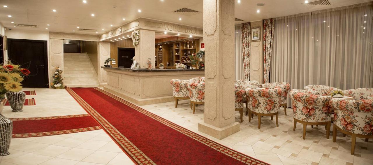Boutique Hotel Vsk Kentavar Drjanowo Exterior foto